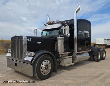 Main image Peterbilt 379